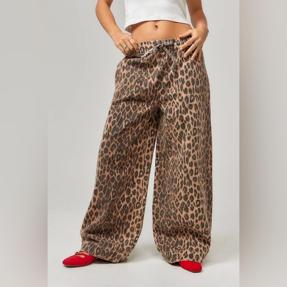 Damson Madder Denim - Damson Madder Urban Outfitters Leopard Print Wide Leg Jeans in Brown & Black XXL